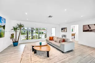 1080 NE 104th St, Miami Shores, FL 33138 - Photo 20