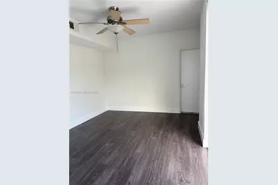1402 Brickell Bay Dr #1103, Miami, FL 33131 - Photo 10