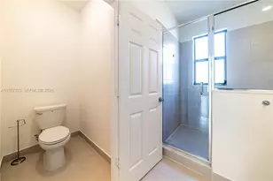 1928 SW 5th Blvd, Fort Lauderdale, FL 33312 - Photo 36