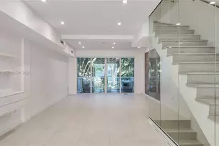 455 NE 39th St, Miami, FL 33137 - Photo 2