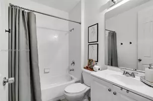 447 Corte Madera Ln, West Palm Beach, FL 33401 - Photo 14