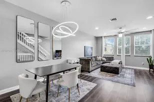 447 Corte Madera Ln, West Palm Beach, FL 33401 - Photo 1