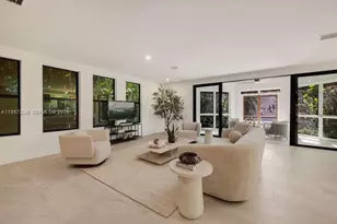 2330 Overbrook St, Coconut Grove, FL 33133 - Photo 18