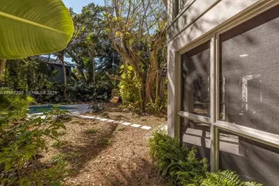 2330 Overbrook St, Coconut Grove, FL 33133 - Photo 68