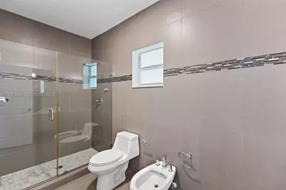 400 90th St, Surfside, FL 33154 - Photo 22