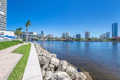 3600 Mystic Pointe Dr #1117, Aventura, FL 33180 - Photo 30