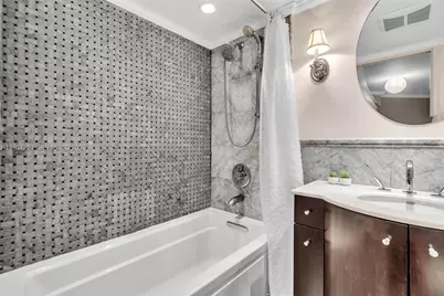 2750 NE 183rd St #1801, Aventura, FL 33160 - Photo 30