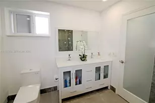 8172 SW 163rd Ct, Miami, FL 33193 - Photo 30