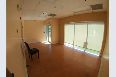 10801 NW 14th St #102, Sweetwater, FL 33172 - Photo 4