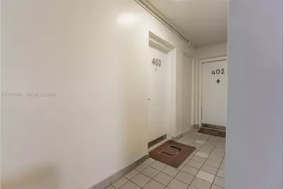 1345 Lincoln Rd #403, Miami Beach, FL 33139 - Photo 10