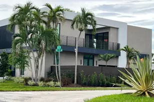 1700 NE 18th St, Fort Lauderdale, FL 33305 - Photo 1