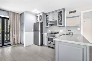 3265 Virginia St, Miami, FL 33133 - Photo 6