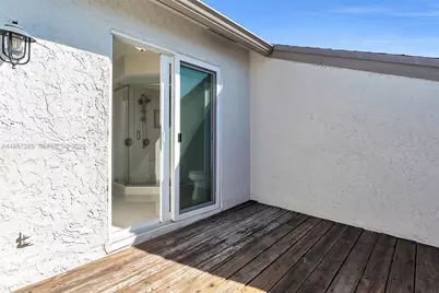 6768 Canary Palm Cir, Boca Raton, FL 33433 - Photo 32