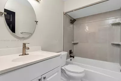 6768 Canary Palm Cir, Boca Raton, FL 33433 - Photo 24