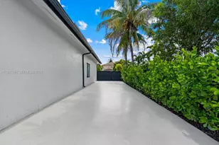 14200 SW 160th Ct, Miami, FL 33196 - Photo 36