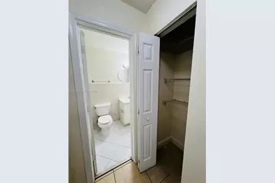 2040 NW 89th Ave #104, Pembroke Pines, FL 33028 - Photo 8