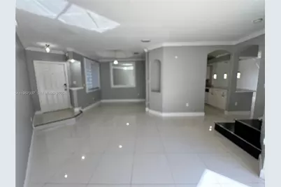 8330 NW 10th St #10I, Miami, FL 33126 - Photo 8