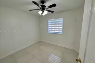 8330 NW 10th St, Miami, FL 33126 - Photo 34