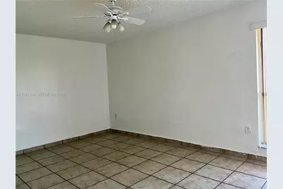 1910 W 56th St #3302, Hialeah, FL 33012 - Photo 10