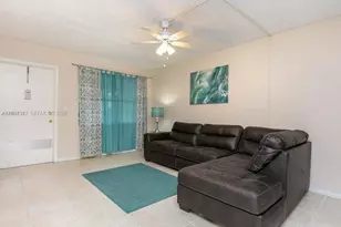 581 Blue Heron Dr, Hallandale Beach, FL 33009 - Photo 2