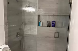 581 Blue Heron Dr, Hallandale Beach, FL 33009 - Photo 14