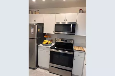 581 Blue Heron Dr #107-B, Hallandale Beach, FL 33009 - Photo 12