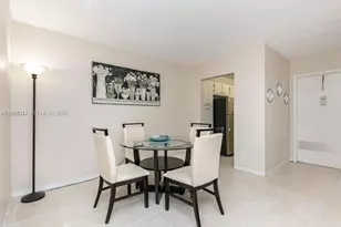 581 Blue Heron Dr, Hallandale Beach, FL 33009 - Photo 6