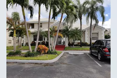 2890 N Oakland Forest Dr #111, Oakland Park, FL 33309 - Photo 2