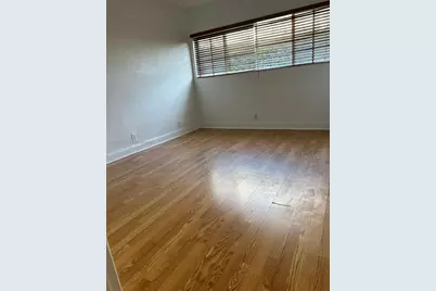 1065 97th St #1A, Bay Harbor Islands, FL 33154 - Photo 10