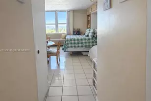 2899 Collins Ave, Miami Beach, FL 33140 - Photo 12