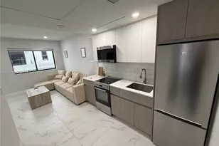 944 Jefferson Ave, Miami Beach, FL 33139 - Photo 6