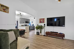 274 NW 43rd St, Miami, FL 33127 - Photo 16