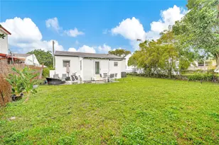274 NW 43rd St, Miami, FL 33127 - Photo 30