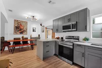 274 NW 43rd St, Miami, FL 33127 - Photo 6