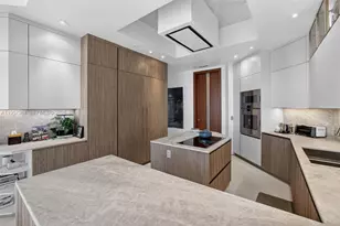 2600 Island Blvd, Aventura, FL 33160 - Photo 20