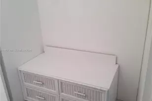 3760 Inverrary Dr, Lauderhill, FL 33319 - Photo 10