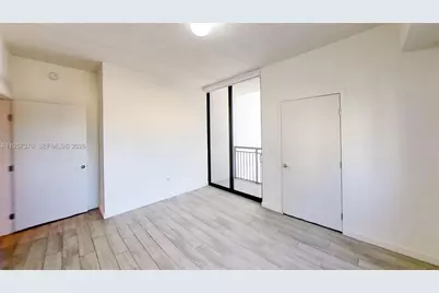999 SW 1st Ave #1617, Miami, FL 33130 - Photo 8