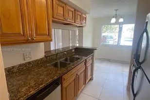 5628 Rock Island Rd, Tamarac, FL 33319 - Photo 4
