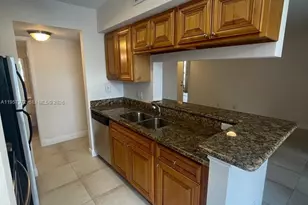 5628 Rock Island Rd, Tamarac, FL 33319 - Photo 2