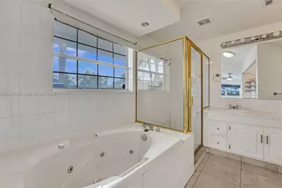 1121 Guava Isle, Fort Lauderdale, FL 33315 - Photo 32