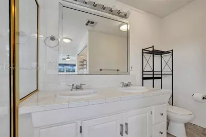 1121 Guava Isle, Fort Lauderdale, FL 33315 - Photo 34