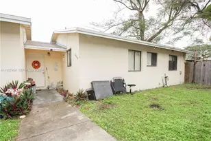 20117 SW 88th Ct, Cutler Bay, FL 33189 - Photo 4