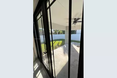 2726 SW 19th Ter #2726, Miami, FL 33145 - Photo 40