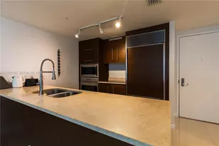 475 Brickell Ave, Miami, FL 33131 - Photo 14