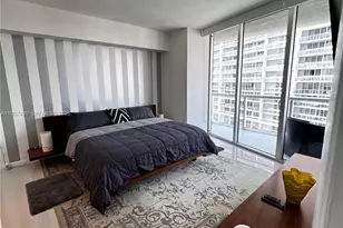 475 Brickell Ave, Miami, FL 33131 - Photo 26