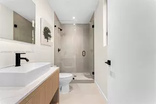 2501 SW 27th St, Miami, FL 33133 - Photo 20