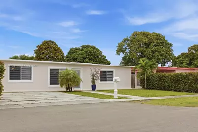 941 E 16th Pl, Hialeah, FL 33010 - Photo 2