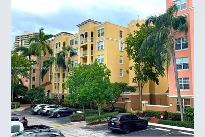 19555 E Country Club Dr #8108, Aventura, FL 33180 - Photo 2