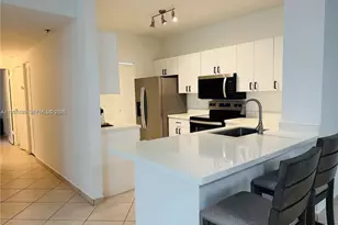 19555 E Country Club Dr, Aventura, FL 33180 - Photo 6