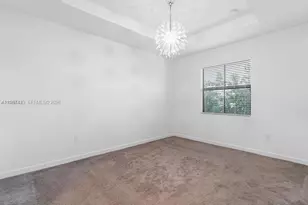 10301 W 32nd Ln, Hialeah, FL 33018 - Photo 12